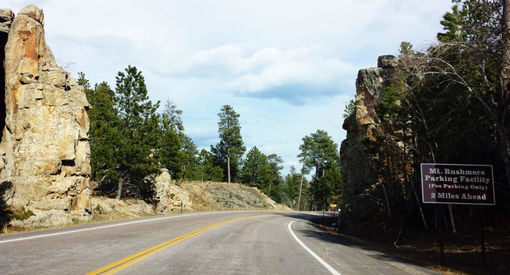 Road to Mount Rushmore