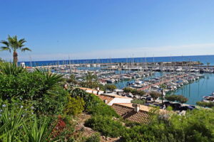 Port d'Aiguadolç - Vanessa Morgan - Traveling Cats
